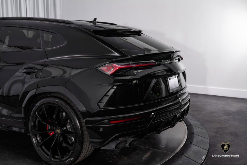 Used 2019 Lamborghini Urus image 13