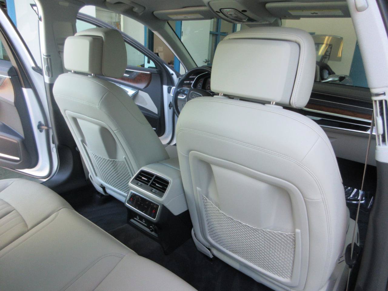 Used 2023 Audi A6 Premium Plus w/ Premium Plus Package AWD/4WD image 34