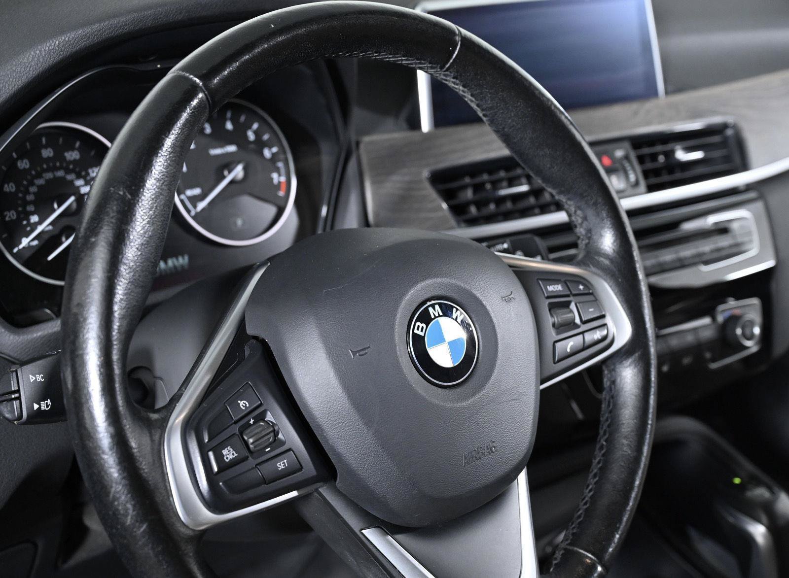 Used 2017 BMW X1 xDrive28i AWD/4WD image 10