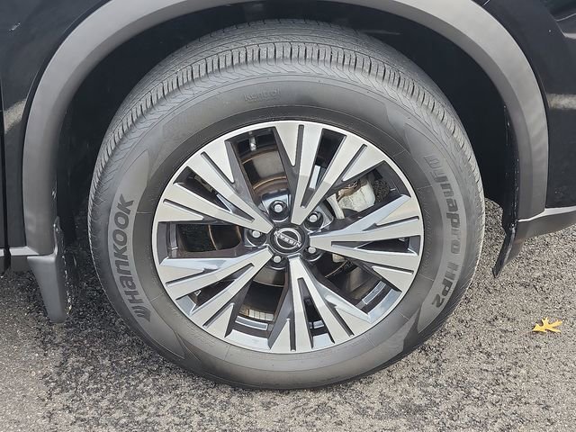 Used 2022 Nissan Rogue SV image 8