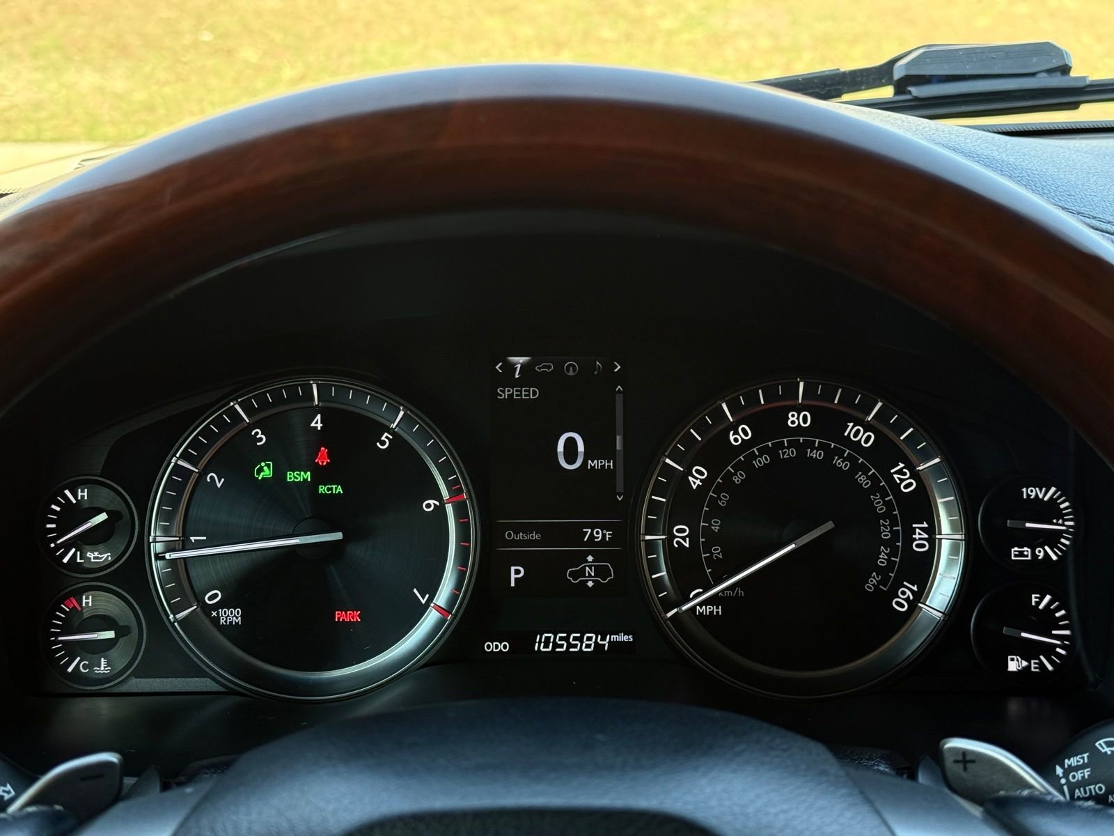 Used 2018 Lexus LX 570 4WD w/ Luxury Package image 27