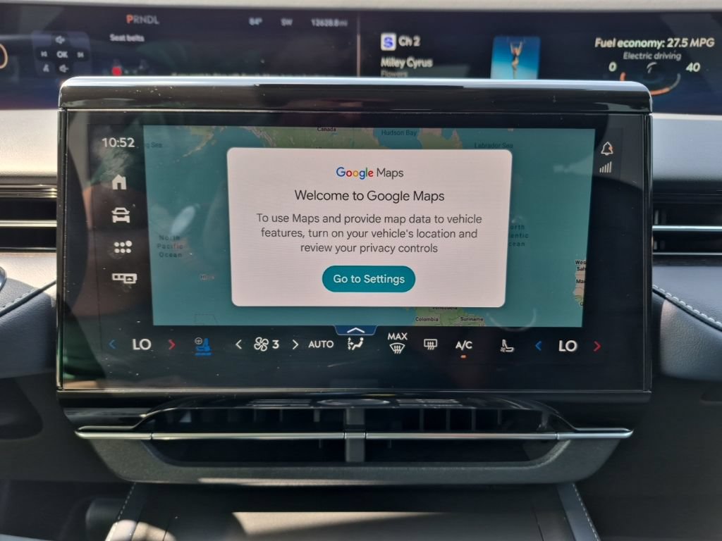 Certified 2025 Lincoln Nautilus Reserve AWD/4WD image 31
