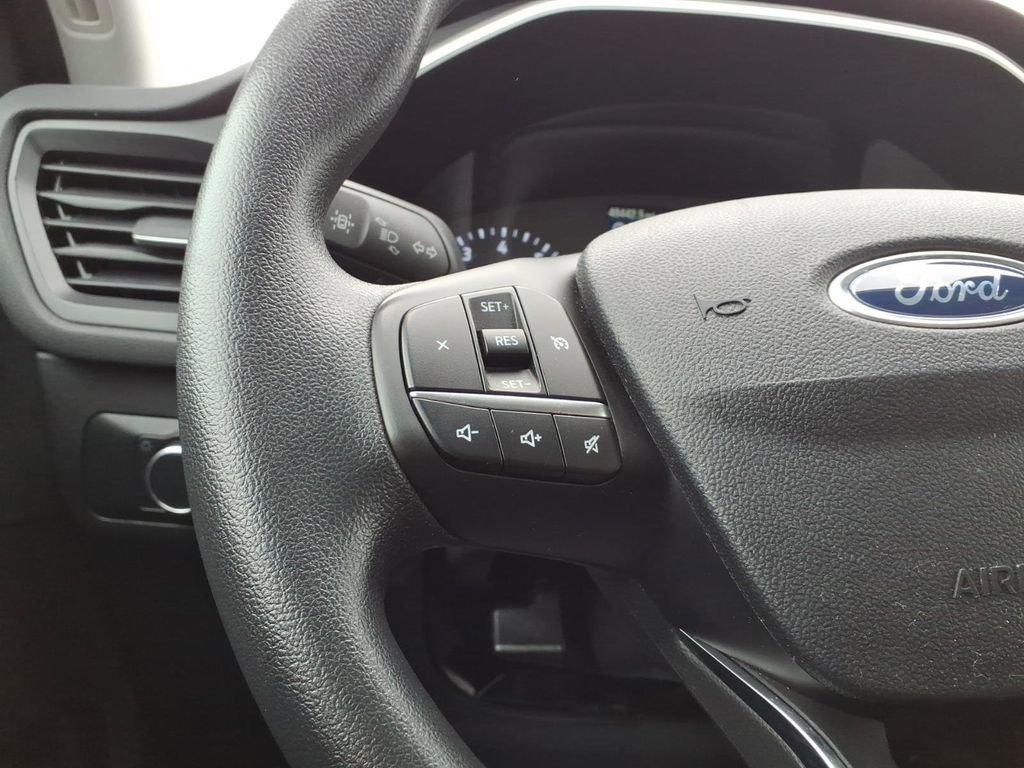 Certified 2022 Ford Escape SE image 16
