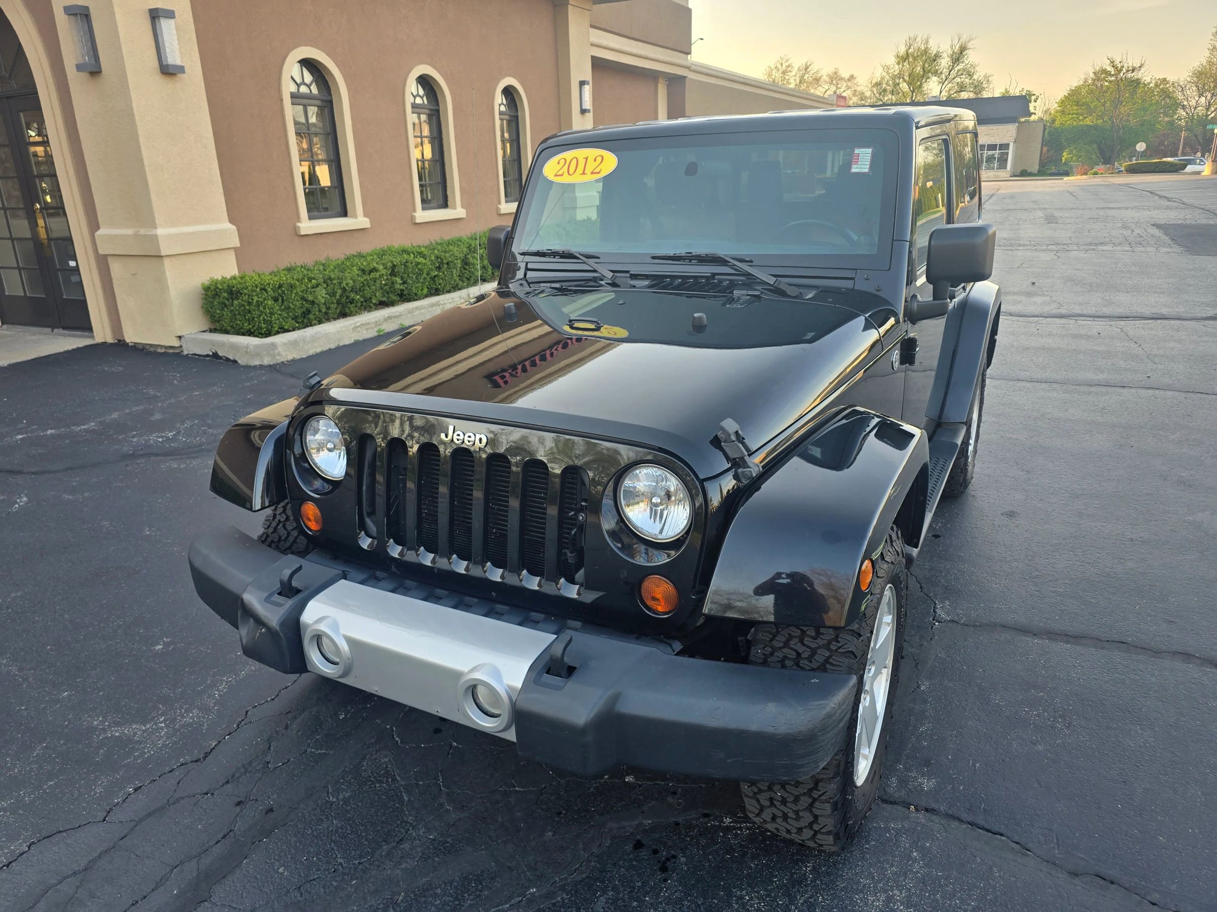 Used 2012 Jeep Wrangler Sahara w/ Connectivity Group AWD/4WD image 16