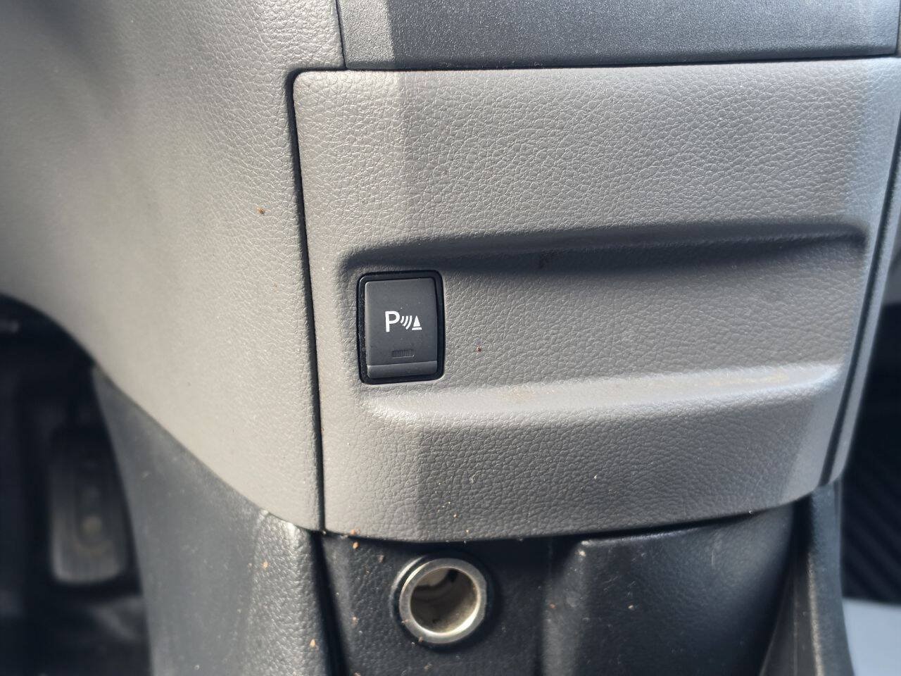 Used 2017 Nissan NV200 SV FWD image 16