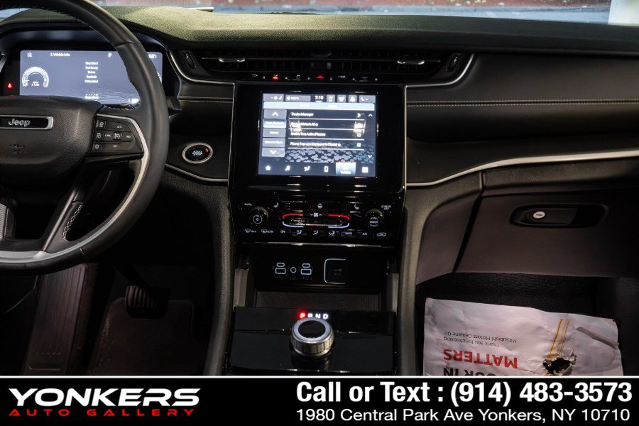Used 2023 Jeep Grand Cherokee L Laredo AWD/4WD image 71