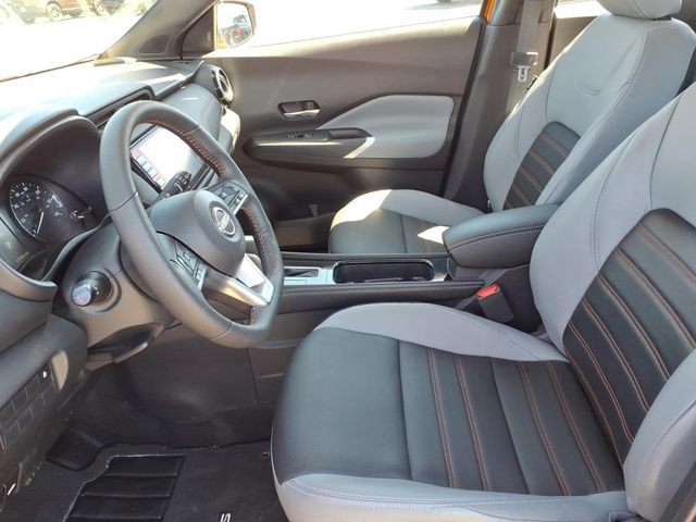 Used 2023 Nissan Kicks SR w/ SR Premium Package FWD image 12