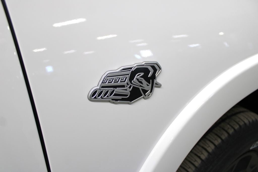 New 2026 RAM 1500 4x4 Crew Cab image 39