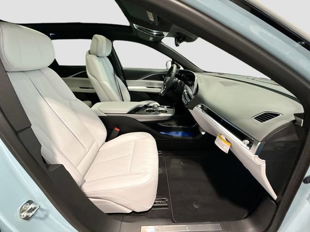 New 2025 Cadillac Lyriq Sport image 25