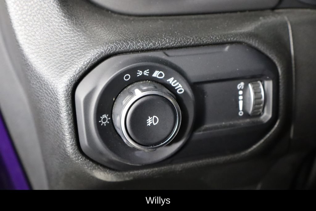 Used 2023 Jeep Wrangler Sport AWD/4WD image 16