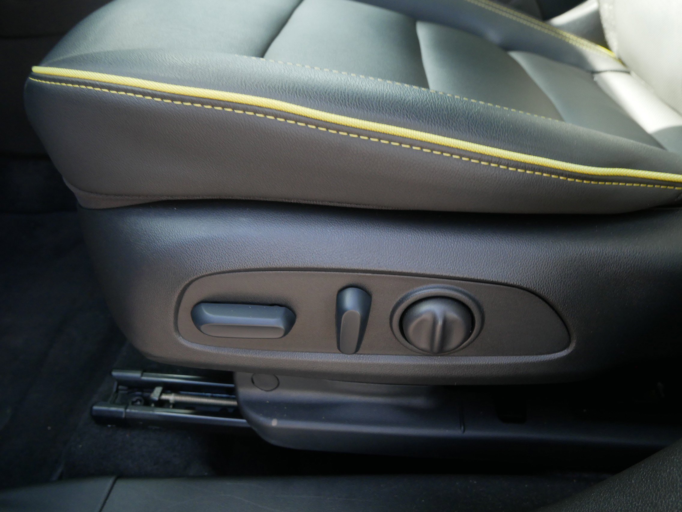 Used 2024 Chevrolet TrailBlazer ACTIV w/ Convenience Package image 23