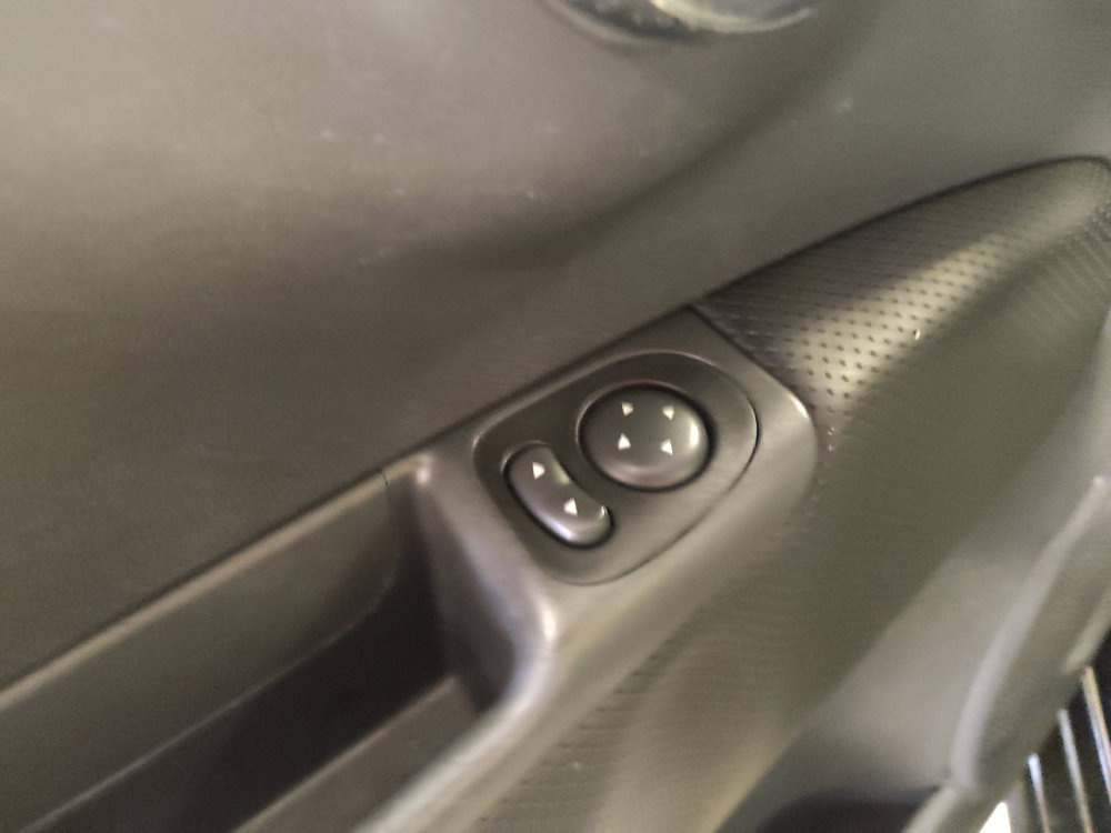 Used 2015 FIAT 500 Sport w/ Comfort/Convenience Group image 27