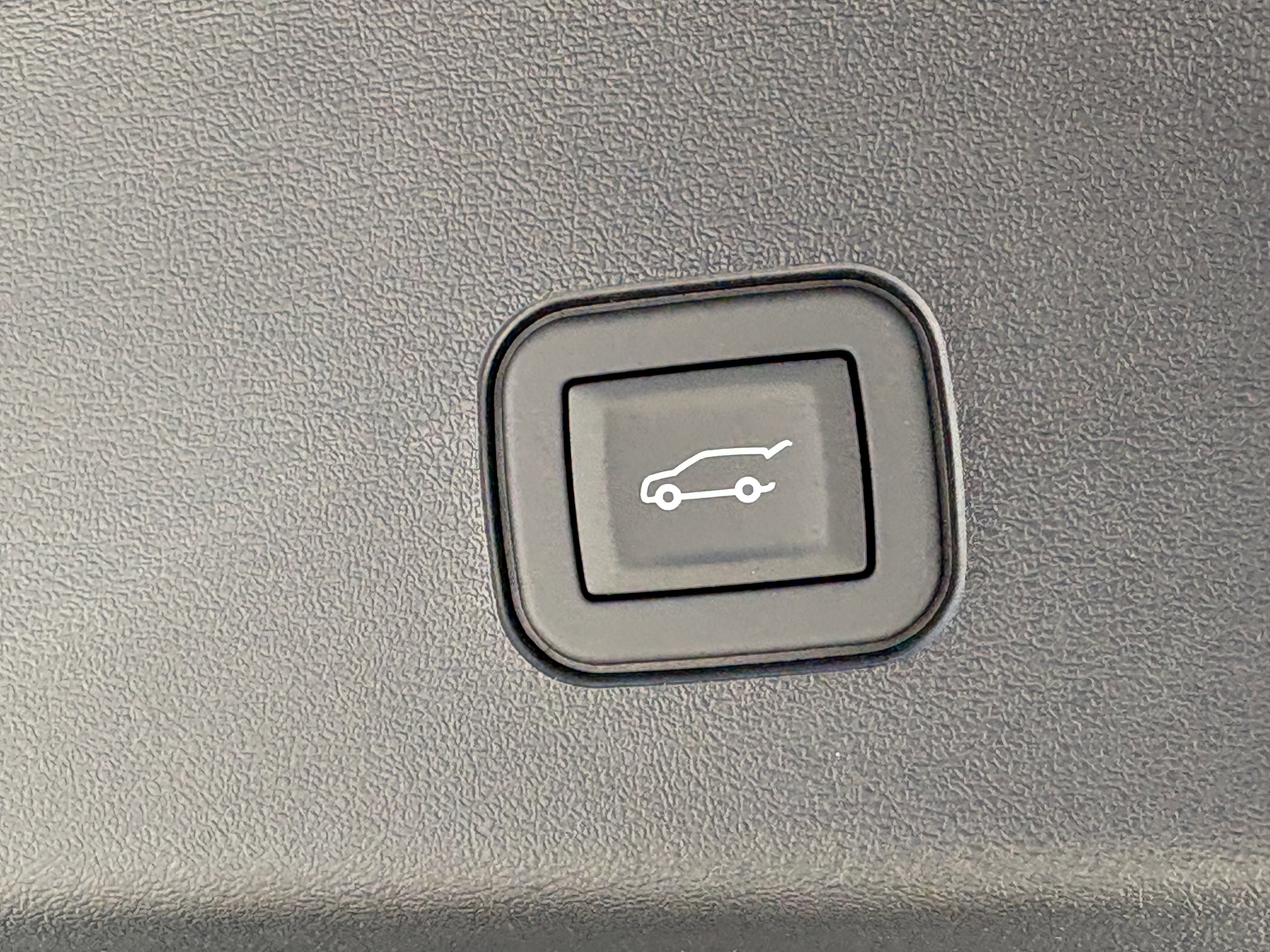 New 2026 Cadillac Vistiq Platinum image 11