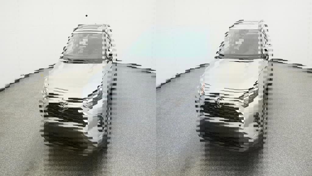 New 2025 Toyota RAV4 XLE image 16