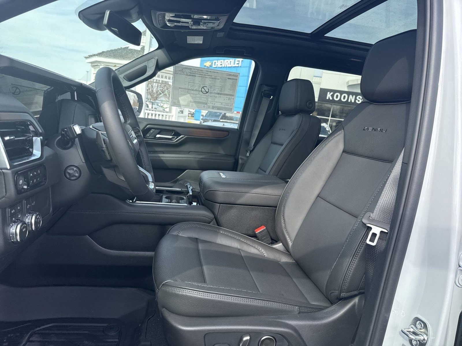 New 2026 GMC Yukon XL Denali w/ Sun & Power Step Package image 11