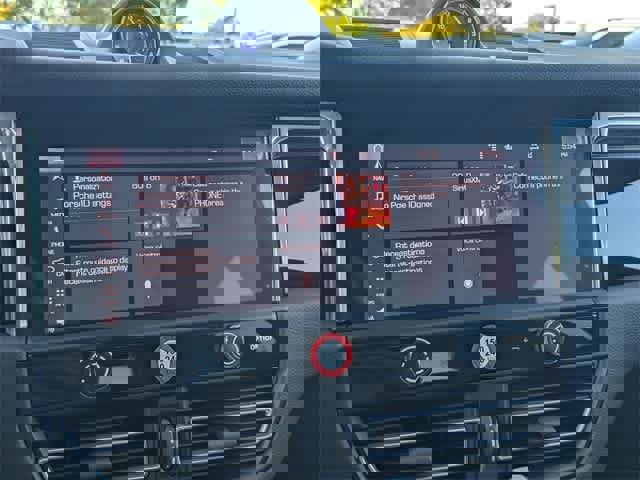 Used 2024 Porsche Macan image 29