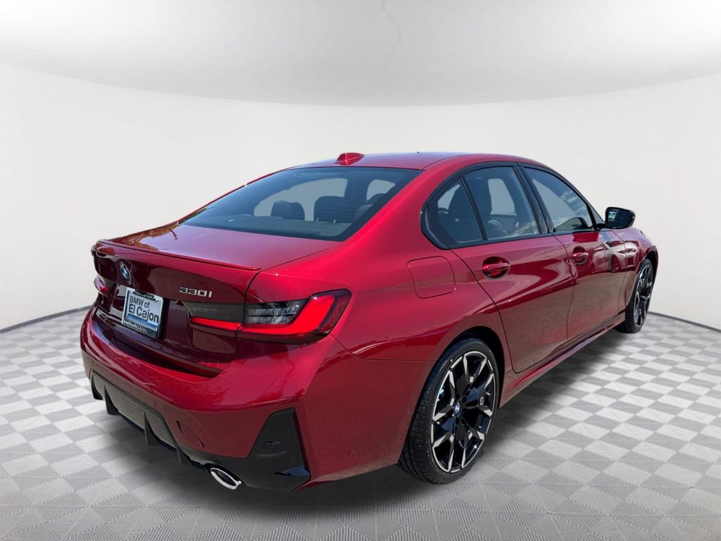New 2026 BMW 330i Sedan w/ M Sport Package RWD image 4