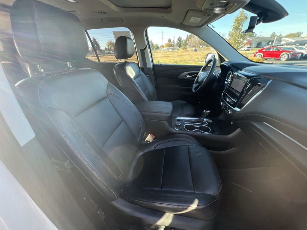 Used 2019 Chevrolet Traverse RS w/ LPO, Floor Liner Package image 29