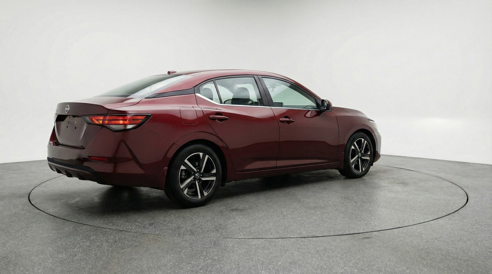 Used 2025 Nissan Sentra SV image 9