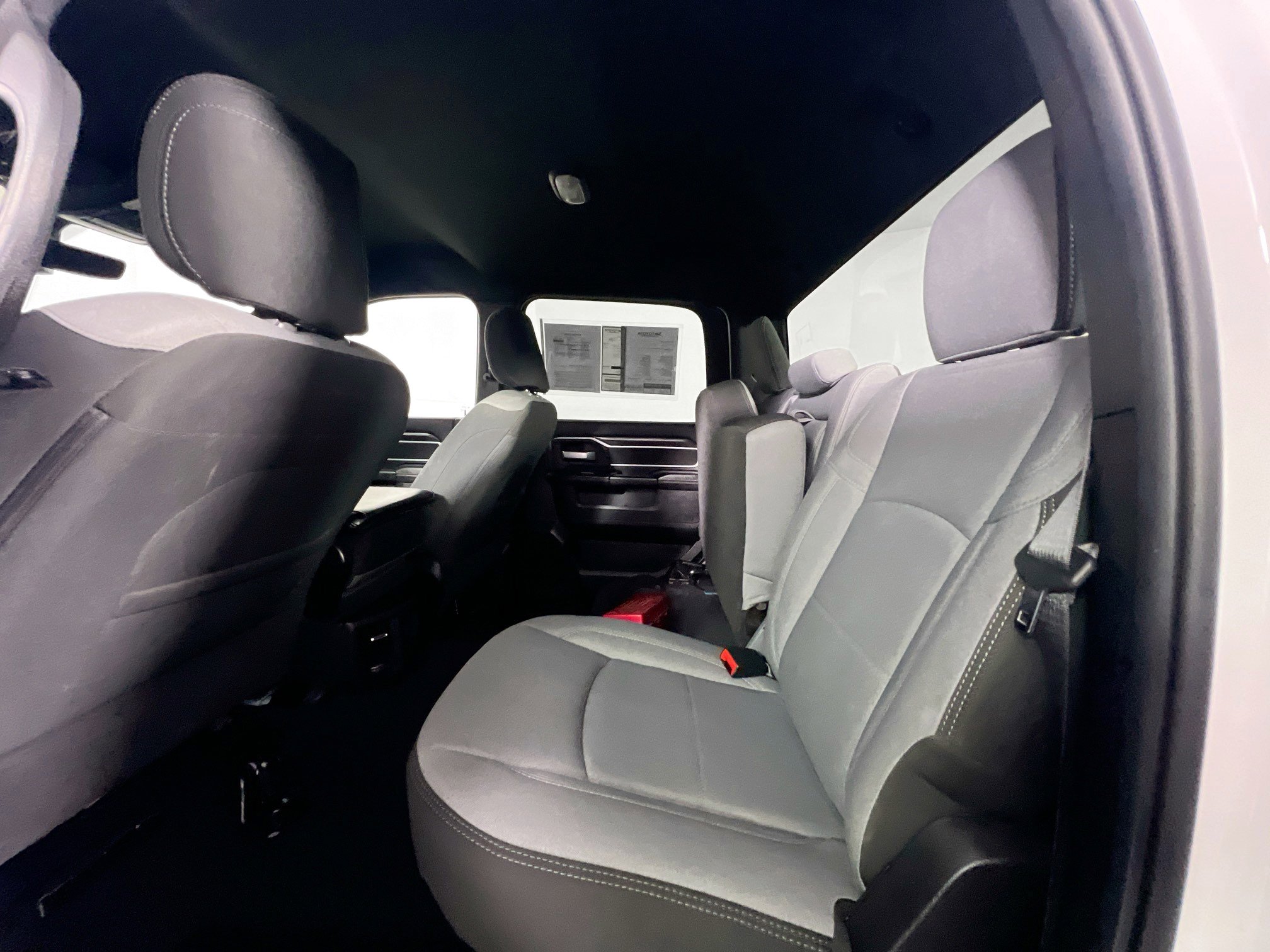 Used 2024 RAM 3500 Big Horn image 29