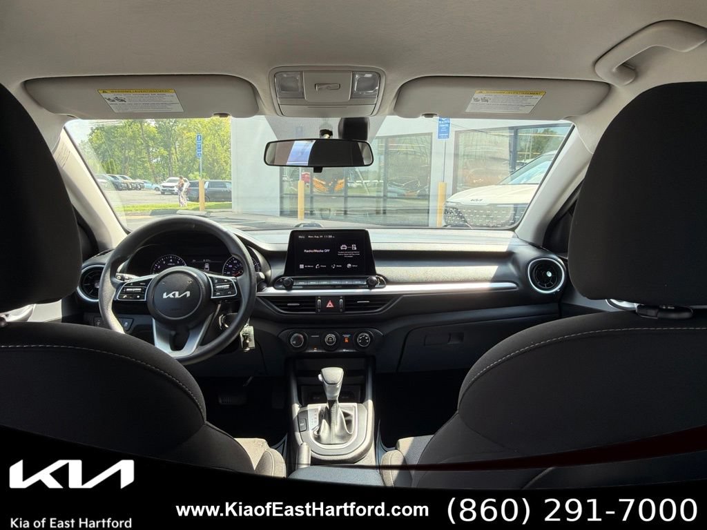 Certified 2023 Kia Forte LXS w/ LXS Technology Package FWD image 18