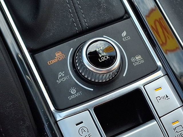 Certified 2020 Kia Telluride SX w/ SX Prestige Package image 28