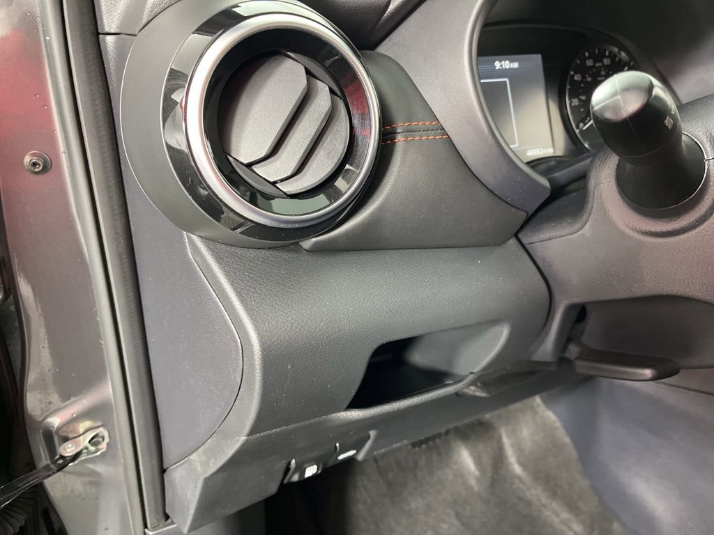 Used 2024 Nissan Kicks SR image 25