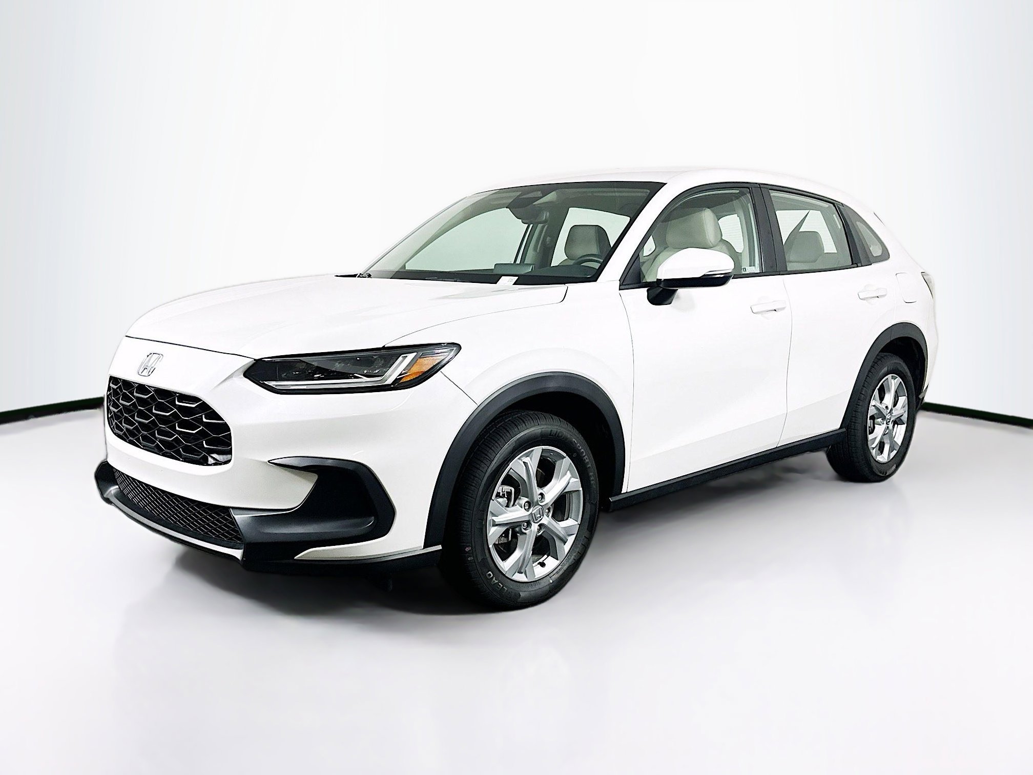 Used 2024 Honda HR-V LX image 3