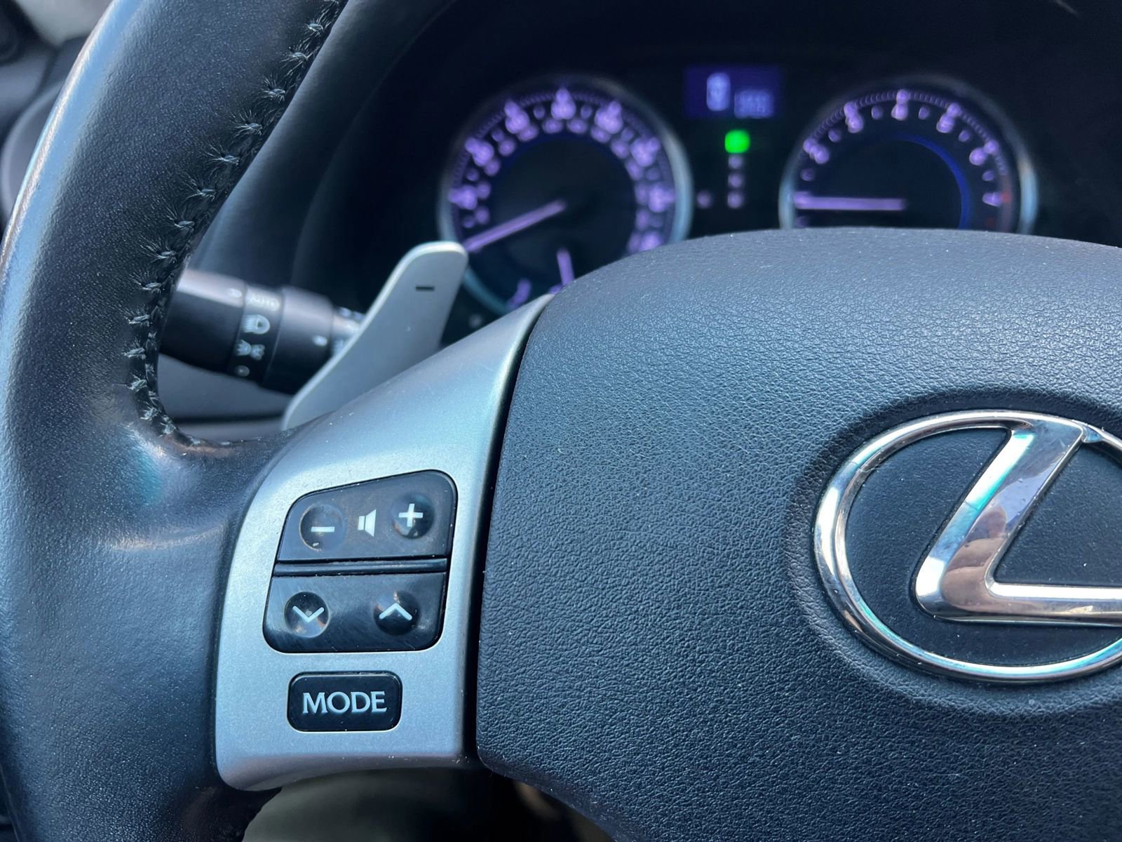 Used 2011 Lexus IS 250 AWD w/ Premium Pkg Value Edition image 18