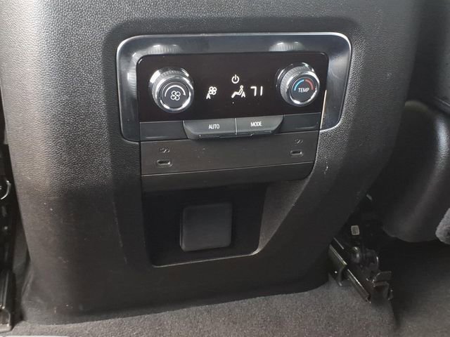 Used 2025 Chevrolet Tahoe LT image 12