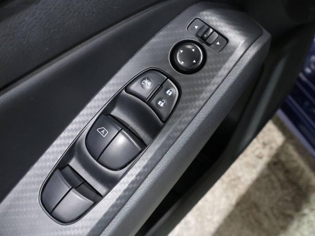 Used 2024 Nissan Altima 2.5 S image 13