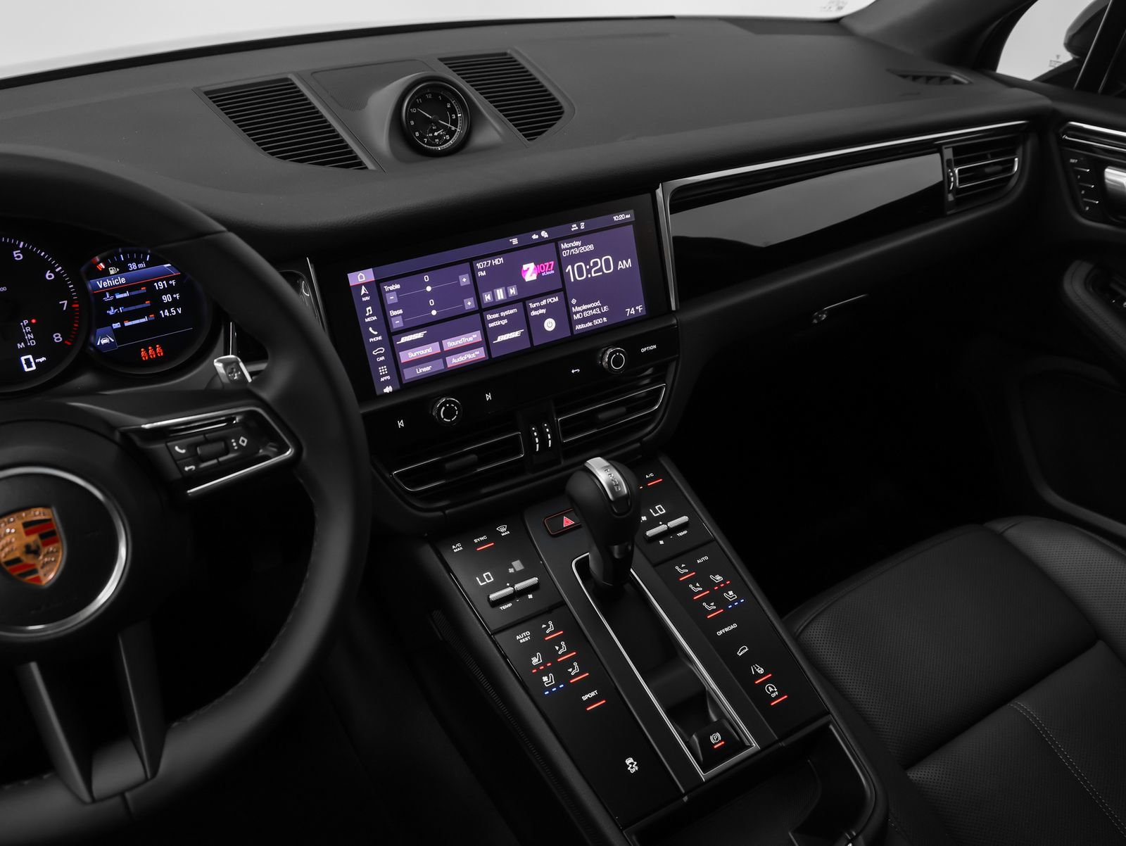New 2026 Porsche Macan AWD/4WD image 31