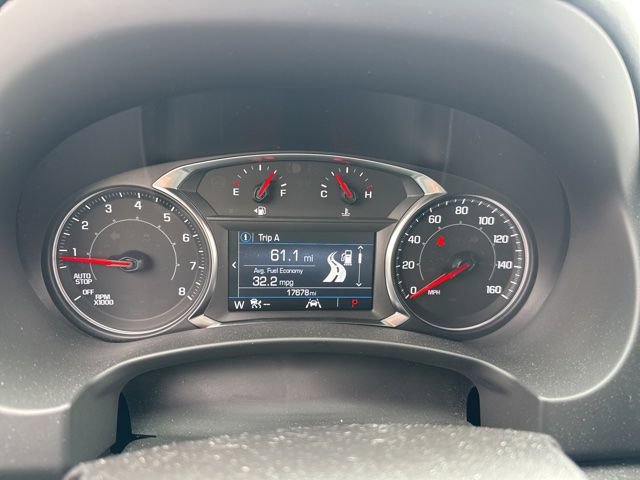 Used 2024 GMC Terrain SLE w/ Driver Convenience Package image 11