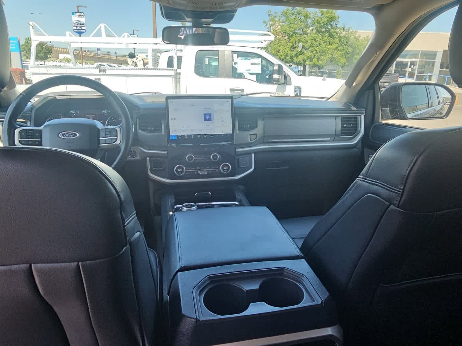 Used 2024 Ford Expedition Max XLT AWD/4WD image 11