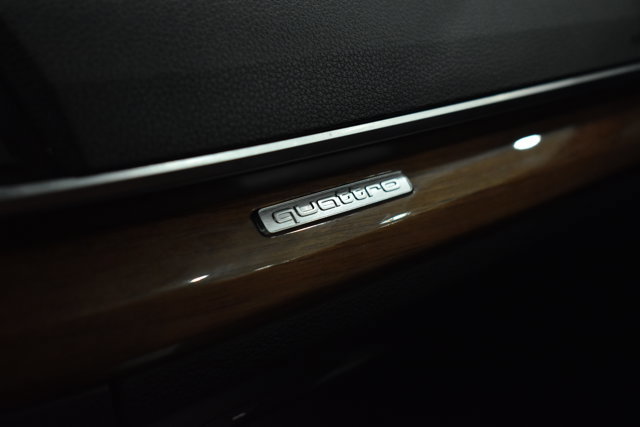 Used 2021 Audi Q5 e Premium Plus w/ Premium Plus Package image 26