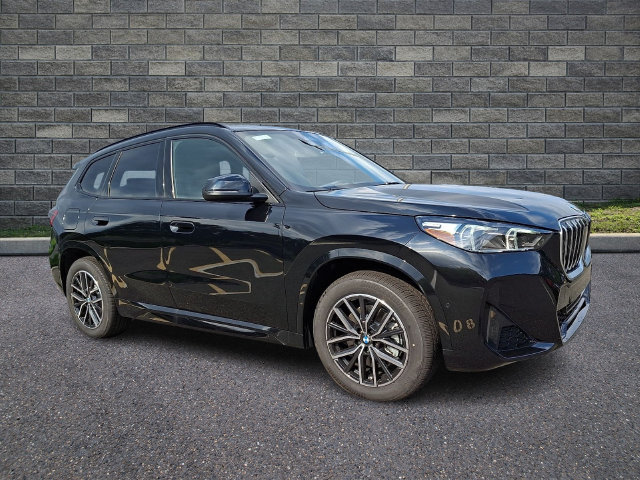 New 2027 BMW X1 xDrive28i AWD/4WD image 1