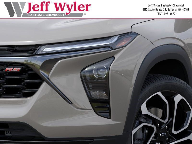 New 2026 Chevrolet Trax RS w/ Sunroof Package FWD image 11