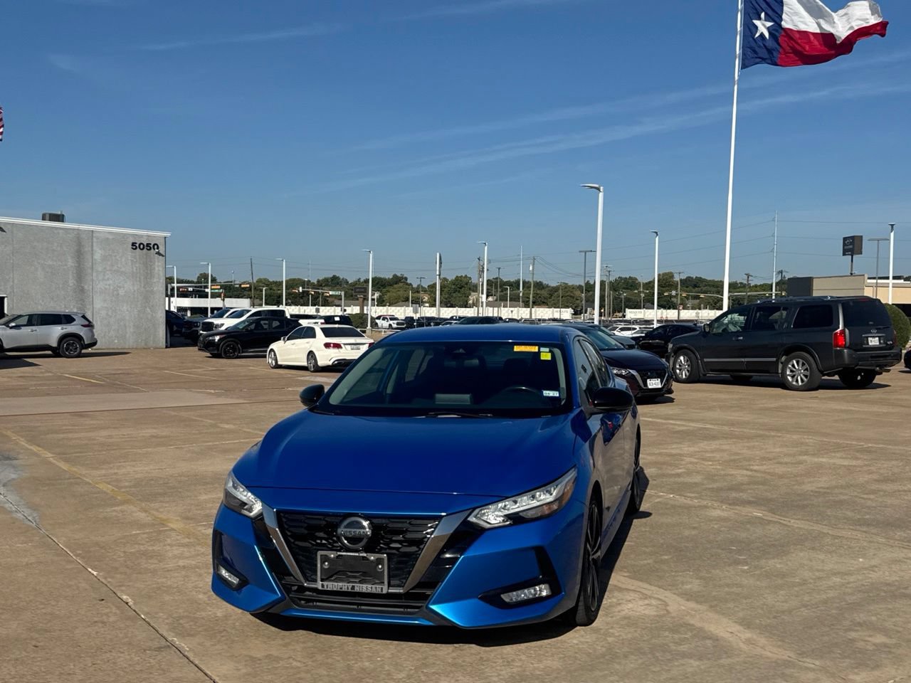 Used 2021 Nissan Sentra SR FWD image 6