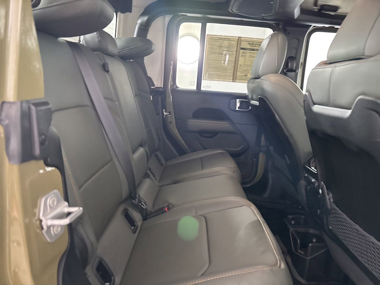 Used 2025 Jeep Gladiator Mojave w/ Convenience Group image 23