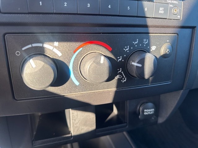 Used 2010 Dodge Dakota Big Horn image 13