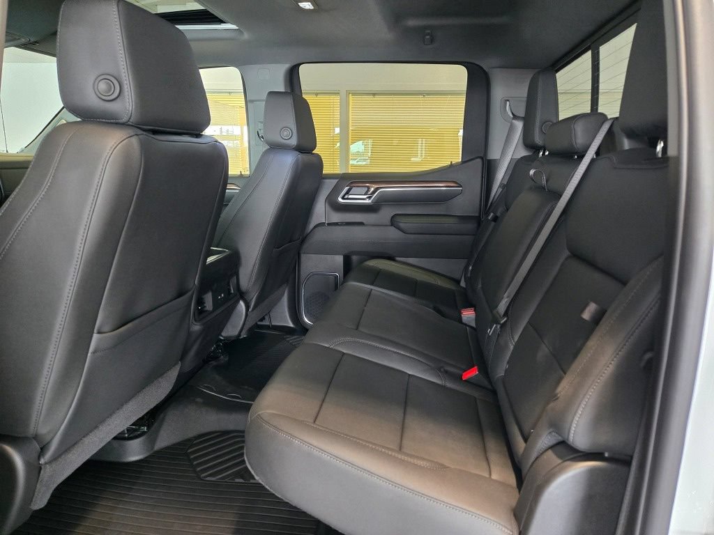 New 2026 Chevrolet Silverado 1500 LT Trail Boss w/ Convenience Package II AWD/4WD image 16