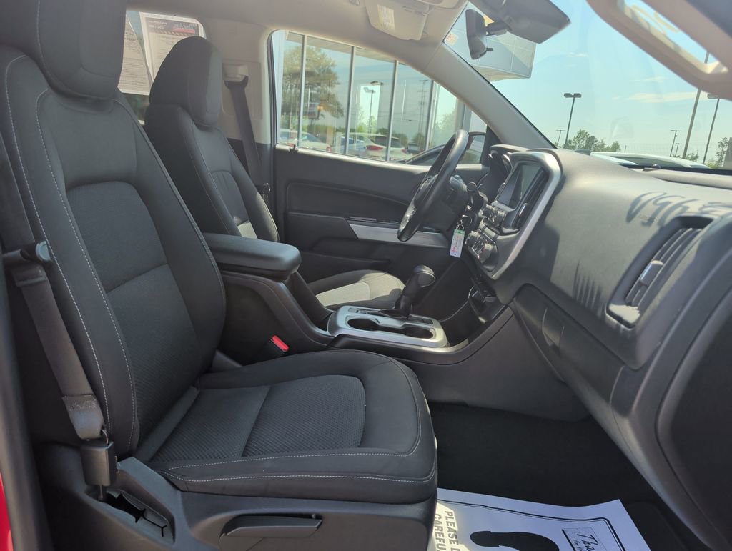Used 2016 Chevrolet Colorado LT w/ LT Convenience Package AWD/4WD image 24