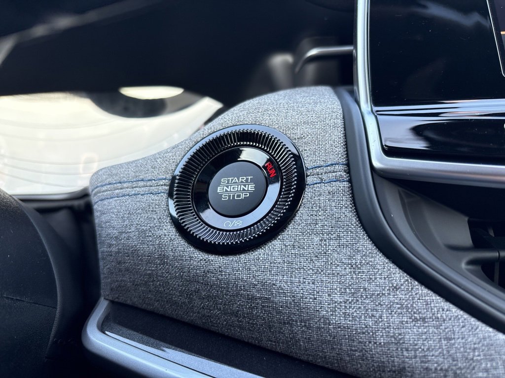 New 2026 Jeep Compass Latitude image 12