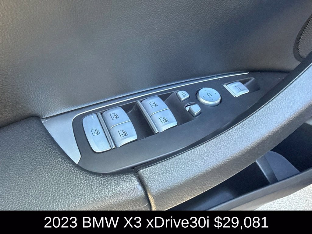Used 2023 BMW X3 xDrive30i AWD/4WD image 12