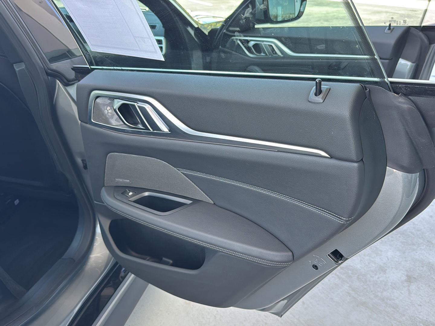 Used 2025 BMW 430i xDrive w/ Premium Package image 13