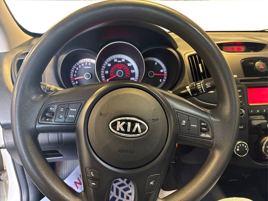 Used 2012 Kia Forte EX w/ Premium Pkg FWD image 27