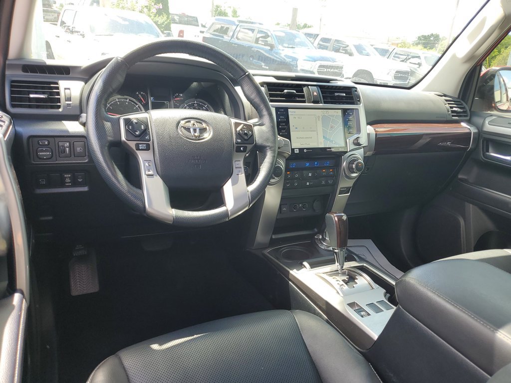 Used 2024 Toyota 4Runner Limited AWD/4WD image 8