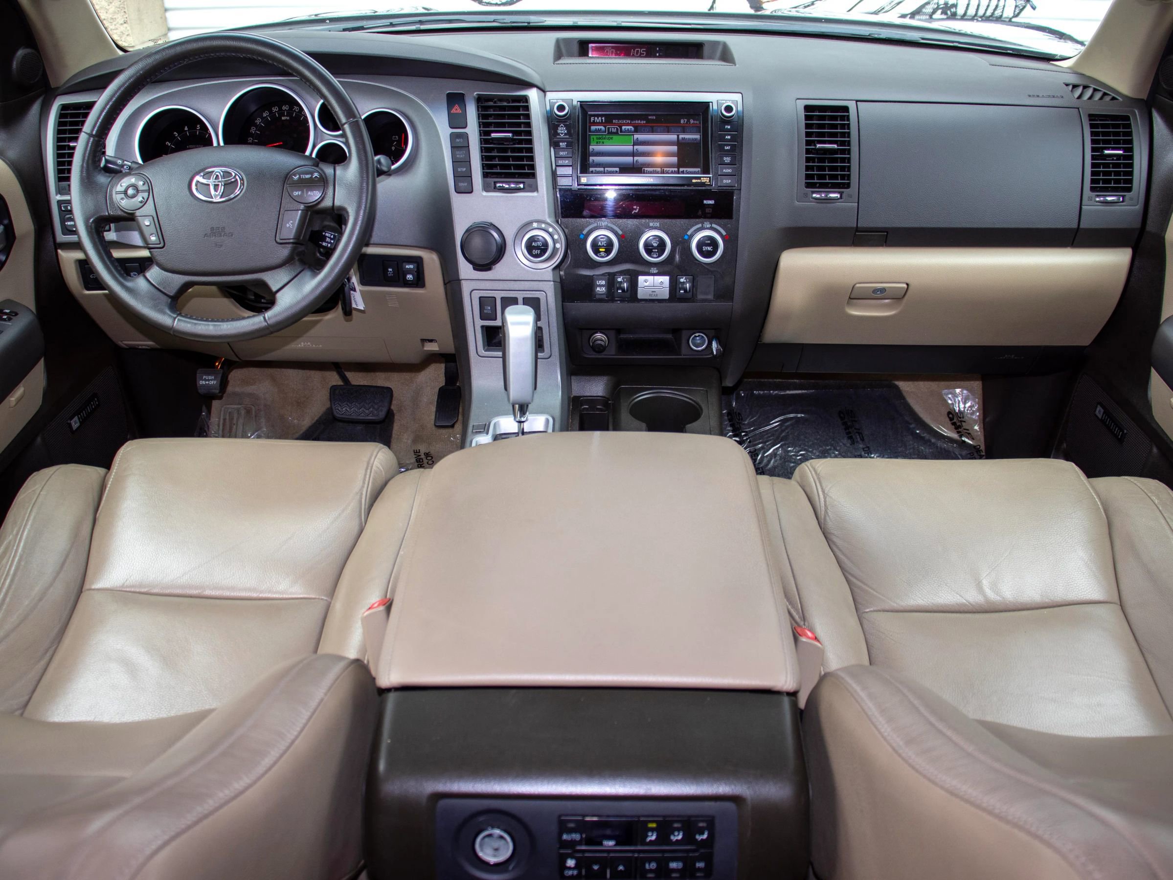 Used 2010 Toyota Sequoia Limited image 12