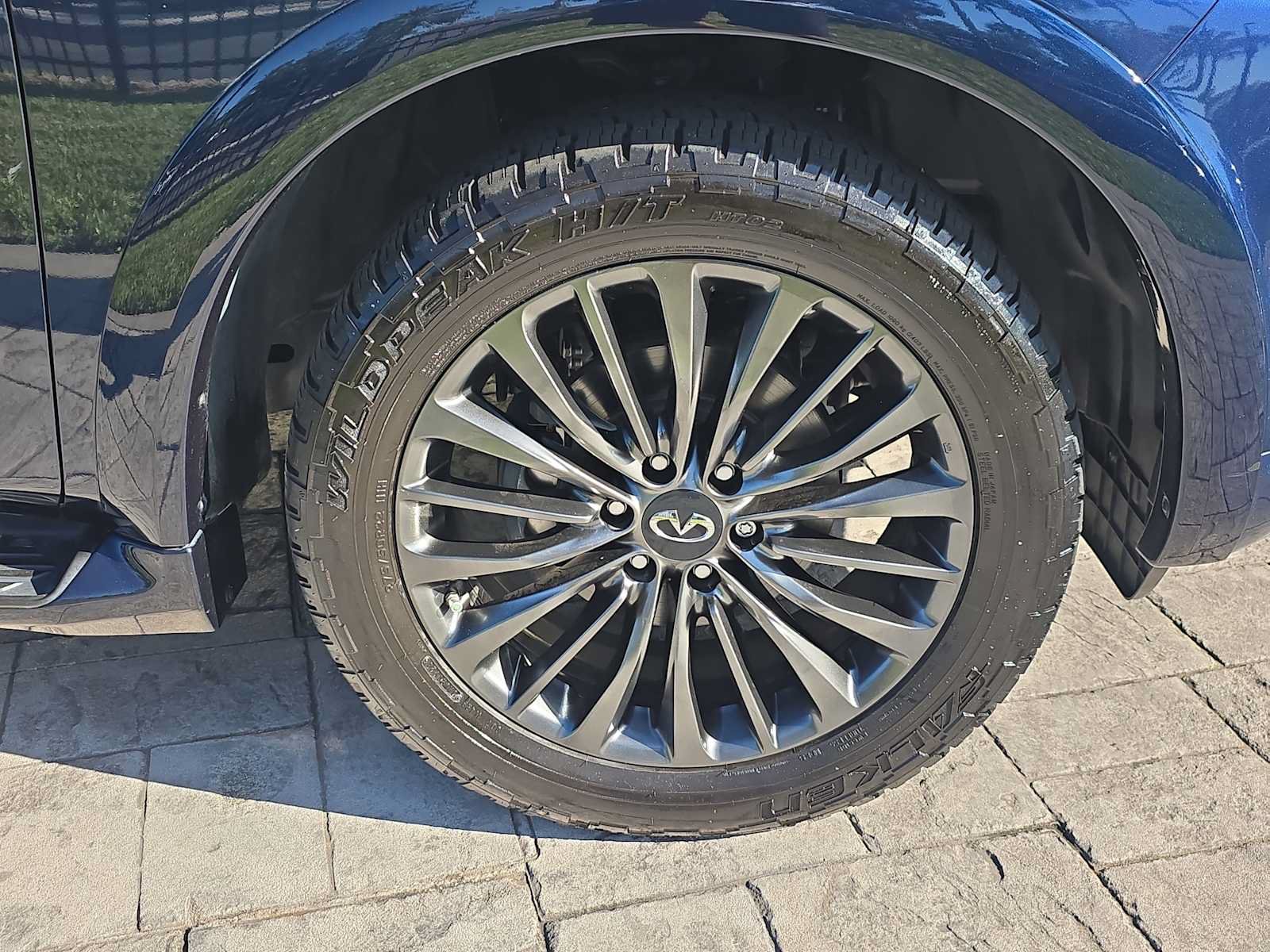 Used 2023 INFINITI QX80 Premium Select w/ Cargo Package RWD image 3