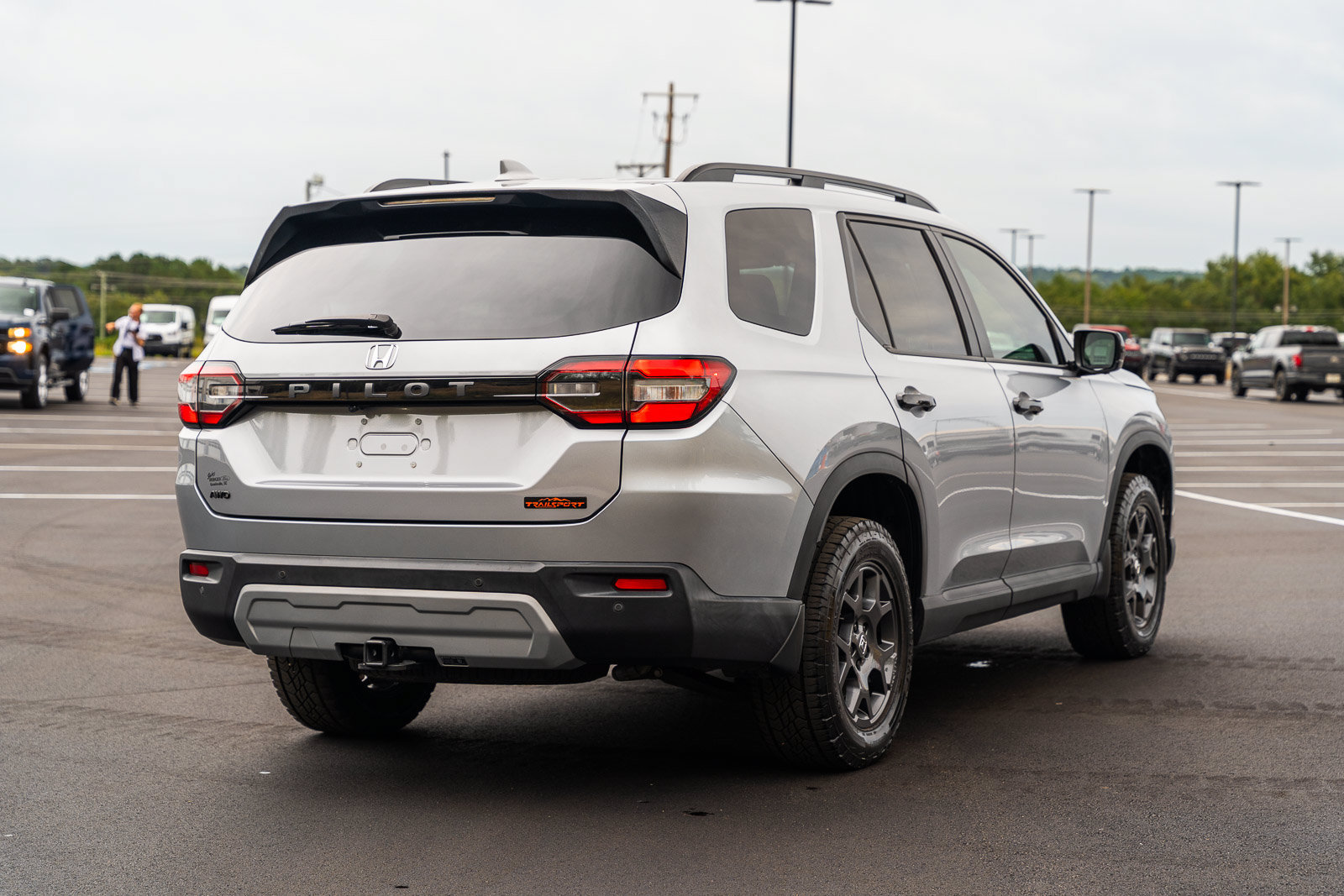 Used 2024 Honda Pilot TrailSport image 8